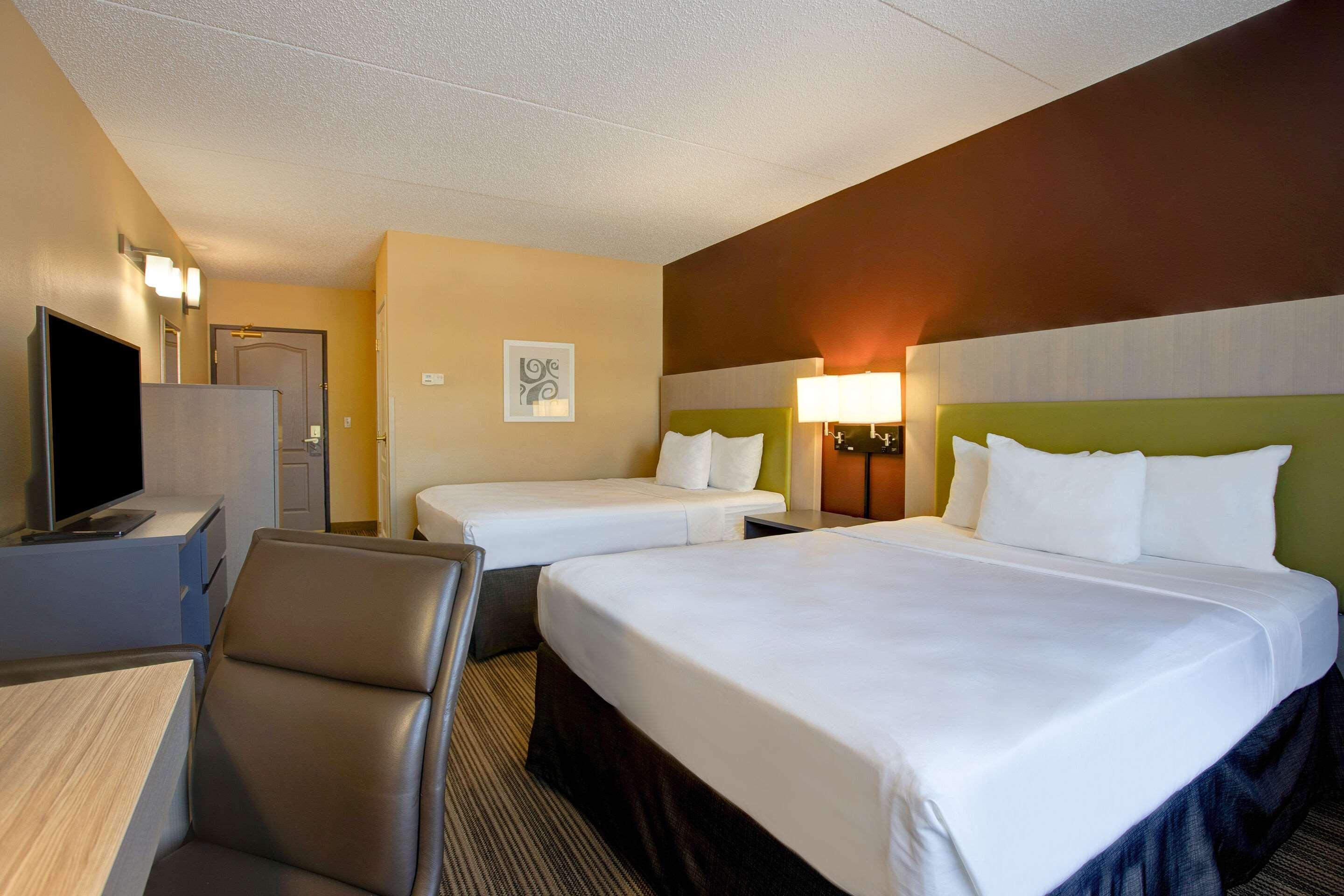 Comfort Inn & Suites St Paul Northeast Vadnais Heights Extérieur photo