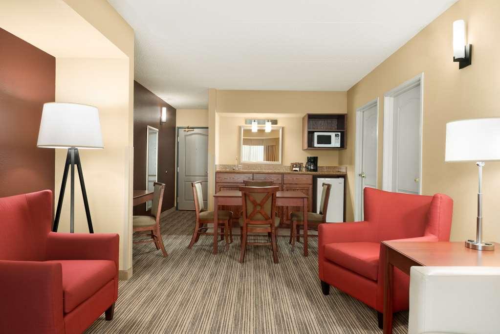 Comfort Inn & Suites St Paul Northeast Vadnais Heights Extérieur photo