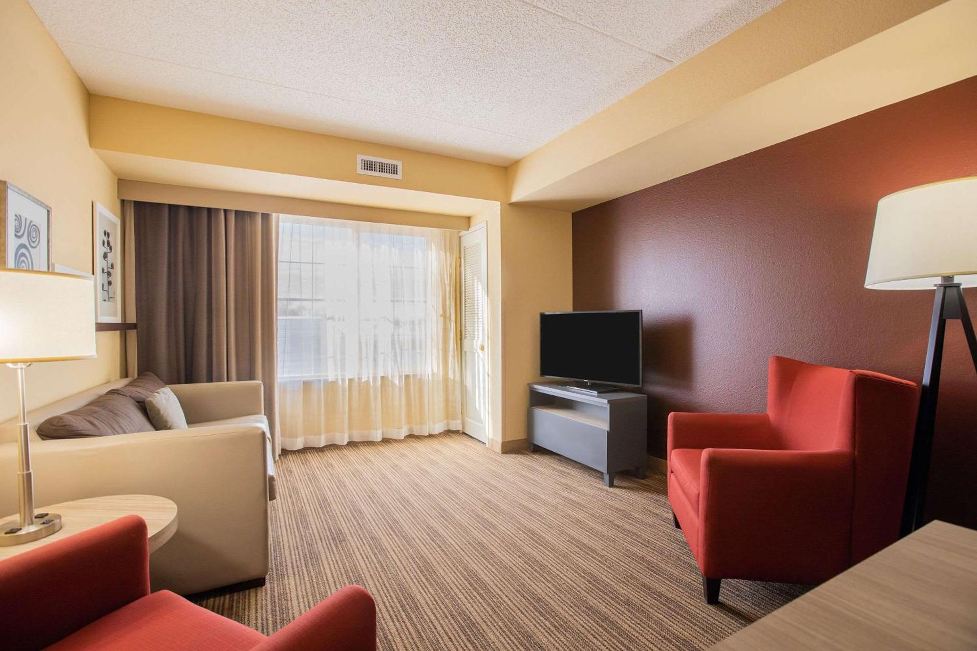 Comfort Inn & Suites St Paul Northeast Vadnais Heights Extérieur photo