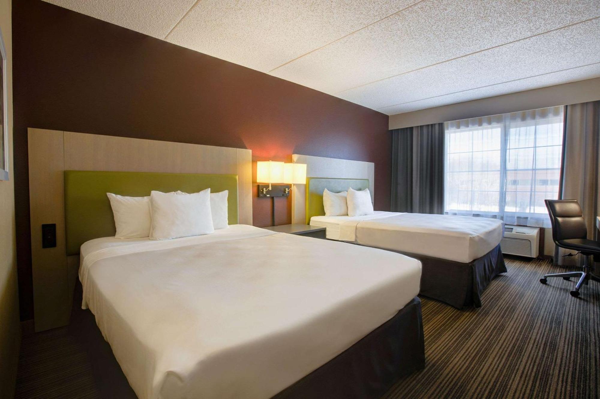 Comfort Inn & Suites St Paul Northeast Vadnais Heights Extérieur photo