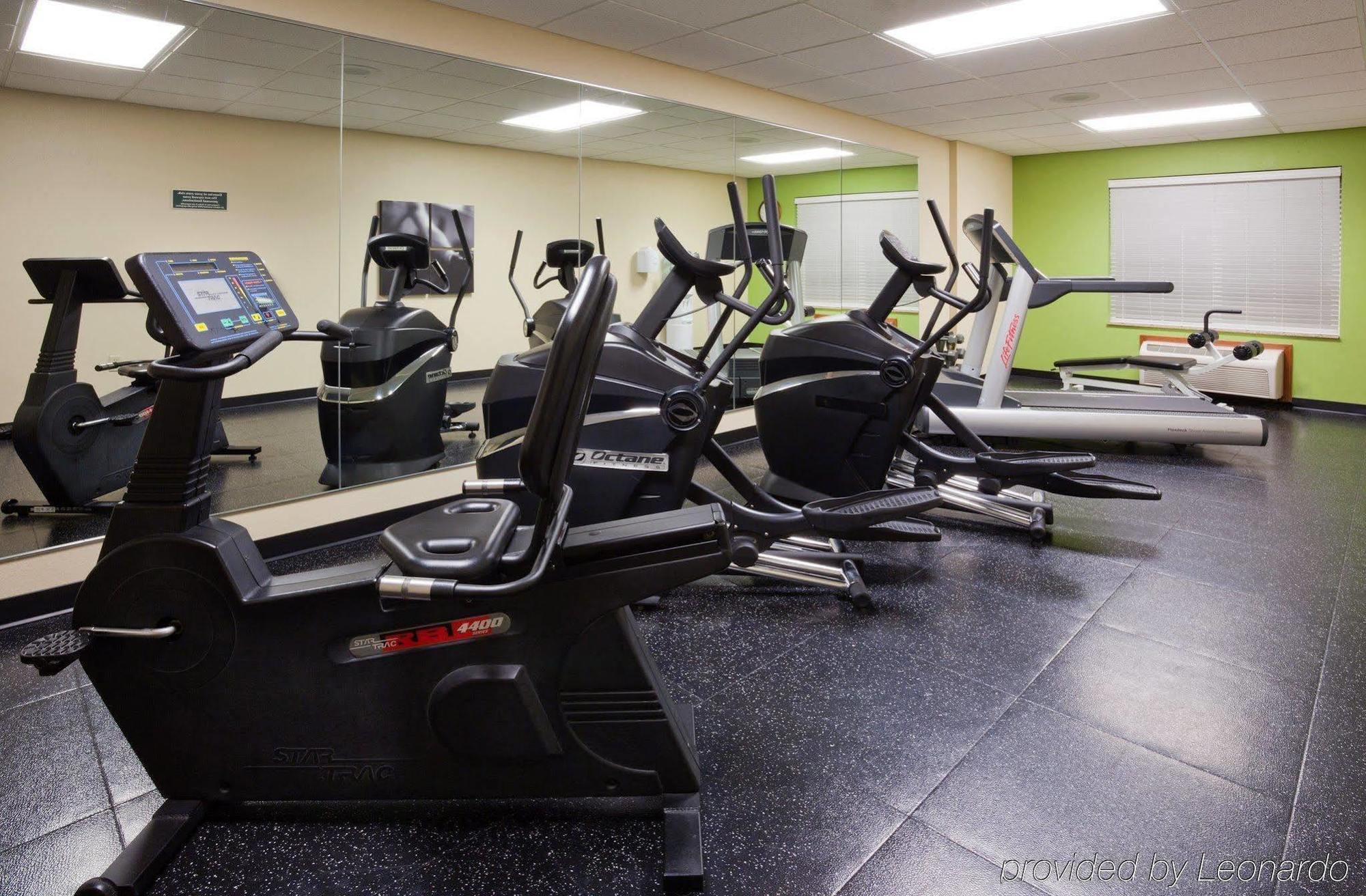 Comfort Inn & Suites St Paul Northeast Vadnais Heights Extérieur photo